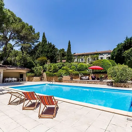 Rouge Villa