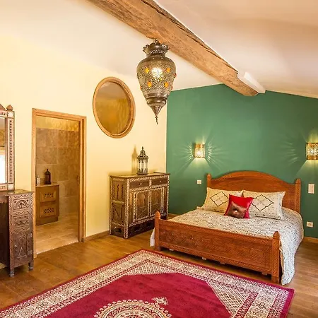 Villa Rouge *