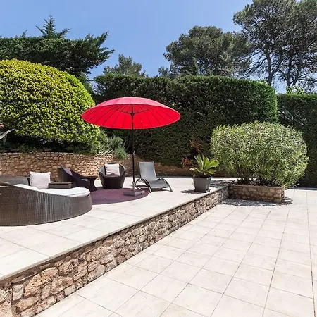 Rouge Villa Fabrezan