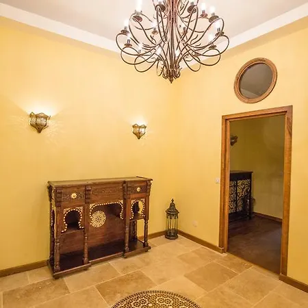 Villa Rouge *